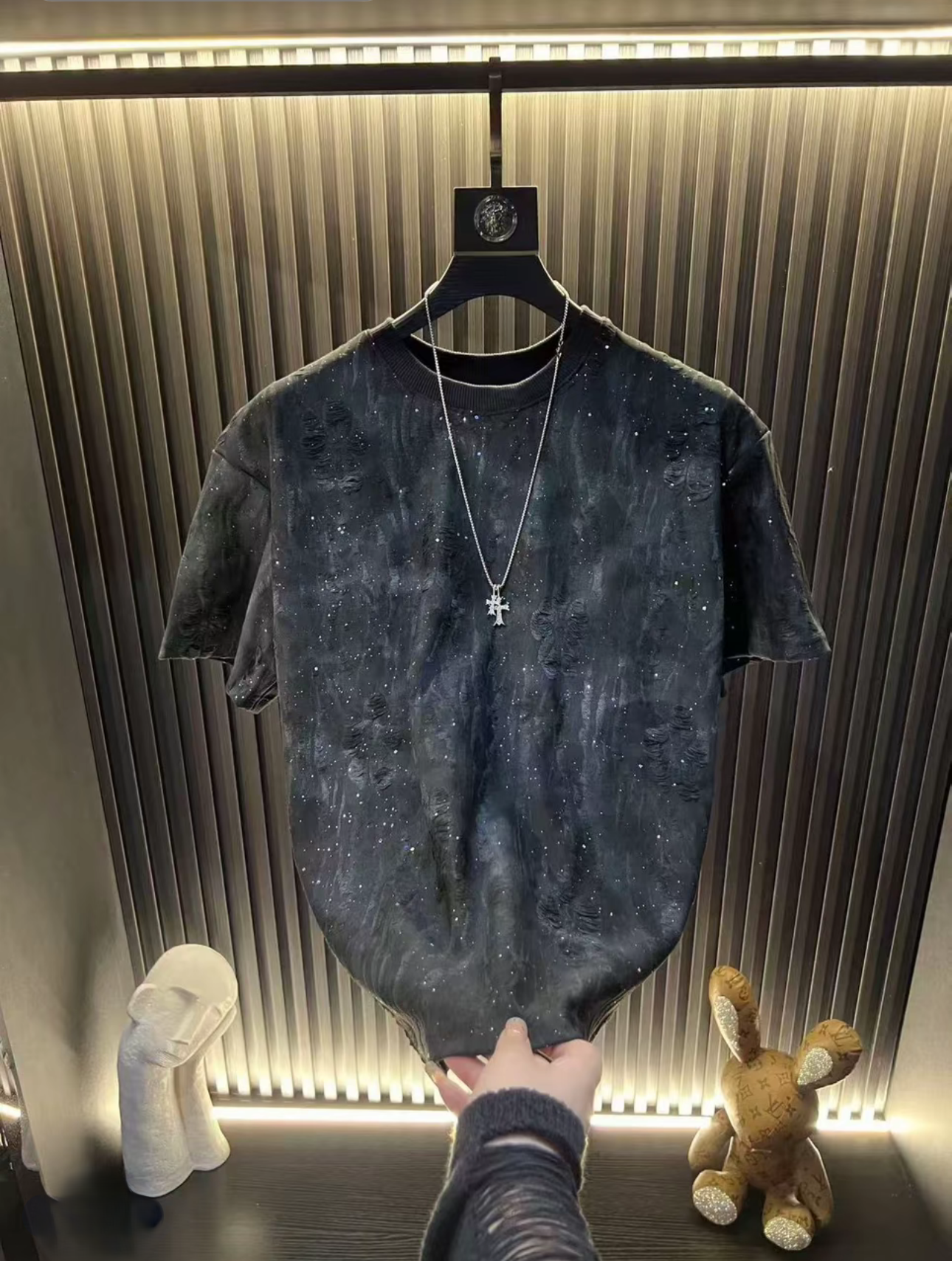 Men's Distressed Rhinestone T-shirt