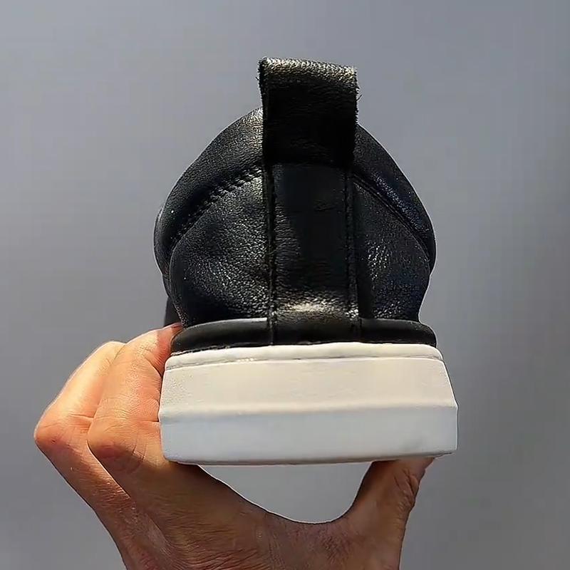 Men's Casual Soft Leather Board Shoes